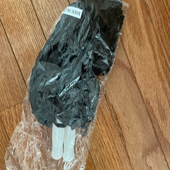 Dolls kill Devil cheerleader costume - Picture 8 of 10